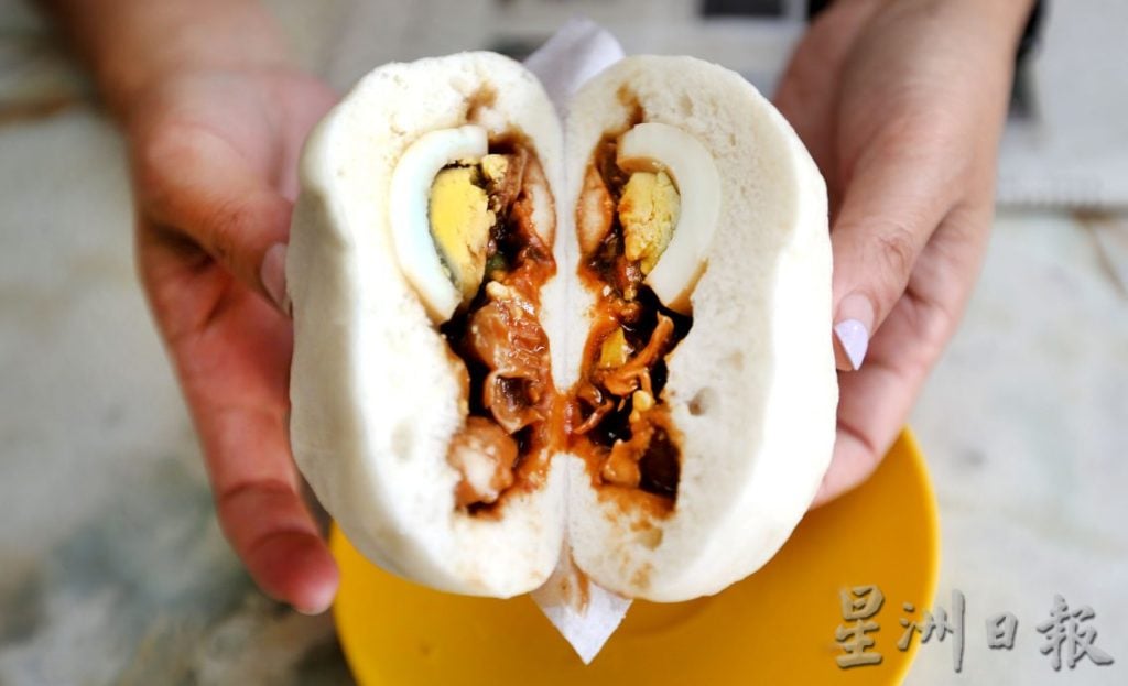 大霹雳封底主文/今天下/【老茶室情怀】打巴律新村新宴浓香茶室 手工包炖咖央传统好滋味