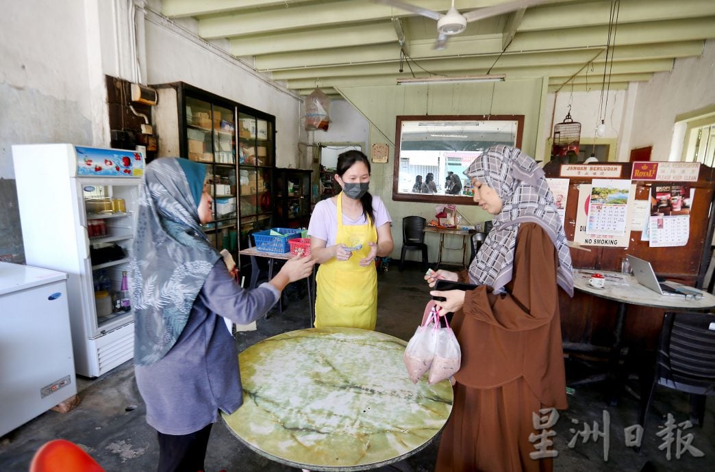 大霹雳封底主文/今天下/【老茶室情怀】打巴律新村新宴浓香茶室 手工包炖咖央传统好滋味