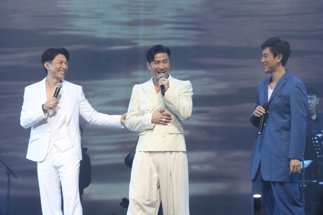 好男人|陈山聪谭俊彦唱到哽咽 袁伟豪秀胸肌帮儿讨红包