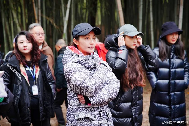 姚笛转行当导演 网炸锅：门槛真低