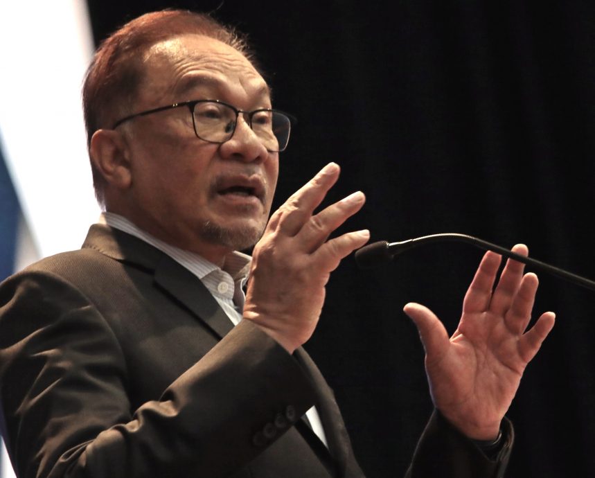 安华关注沙巴大学缺水问题