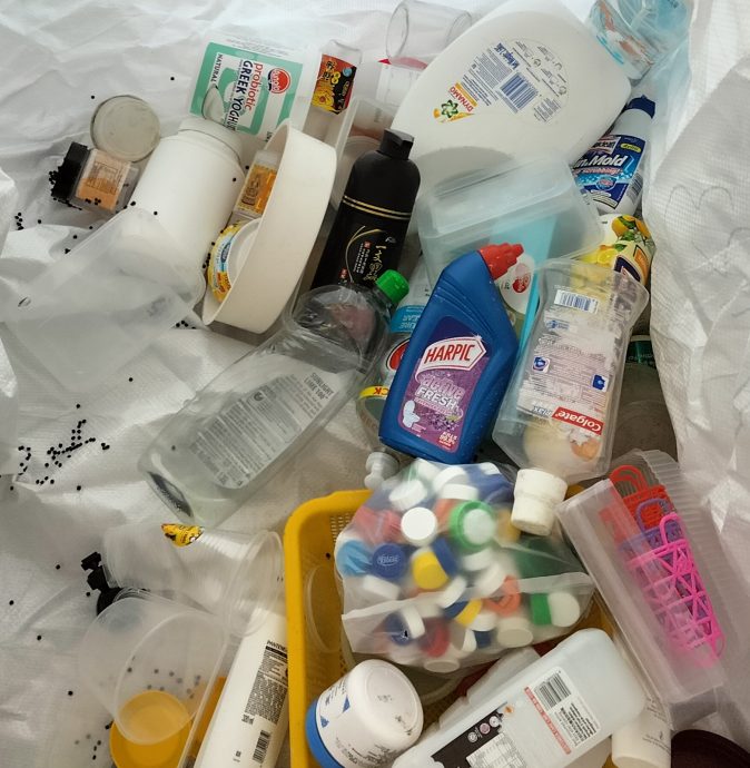 封面主文(大北马)新春大扫除 回收物可送来斯里尼蒙慈济环保教育站