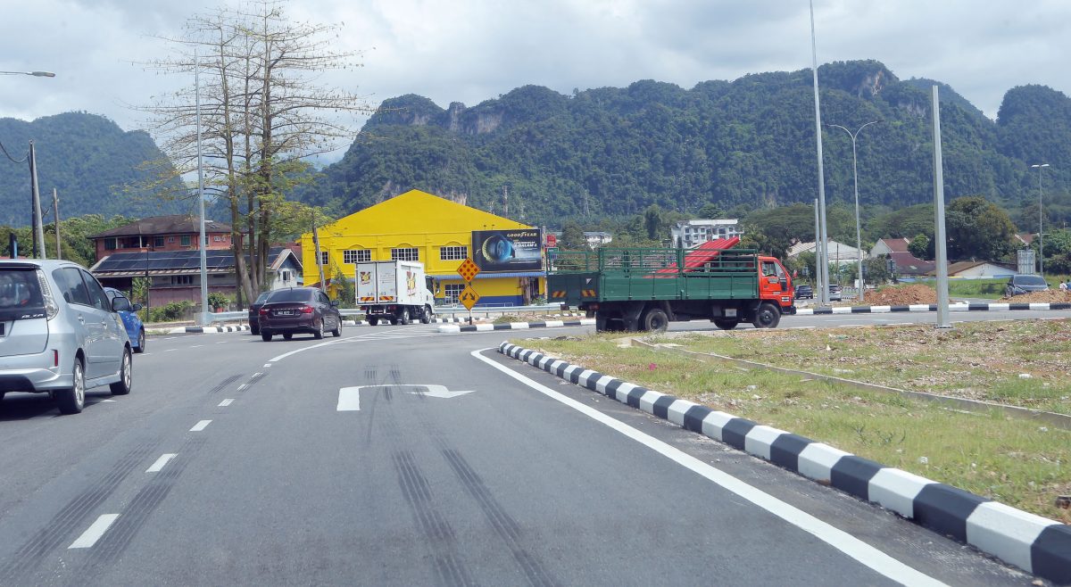 尼查:分4阶段减怡红大道交通灯 放眼车程缩至40分钟