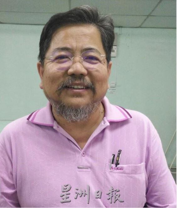 **已签发**柔：封面：【特稿】：政府调高糖饮税，受访商家：依情况调整售价