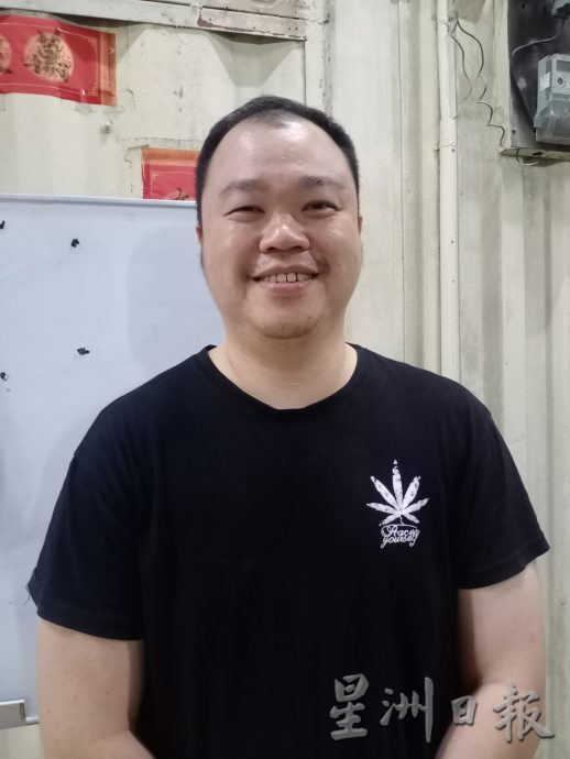 **已签发**柔：封面：【特稿】：新山舞龙队贺年邀约“一档难求”