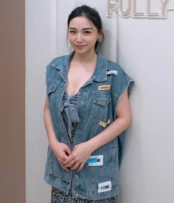 巴刹摆摊卖鸡腿 男星心酸曝原因