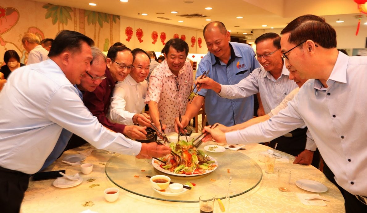 年满65岁服务超过25年 独中教职员可领感恩金