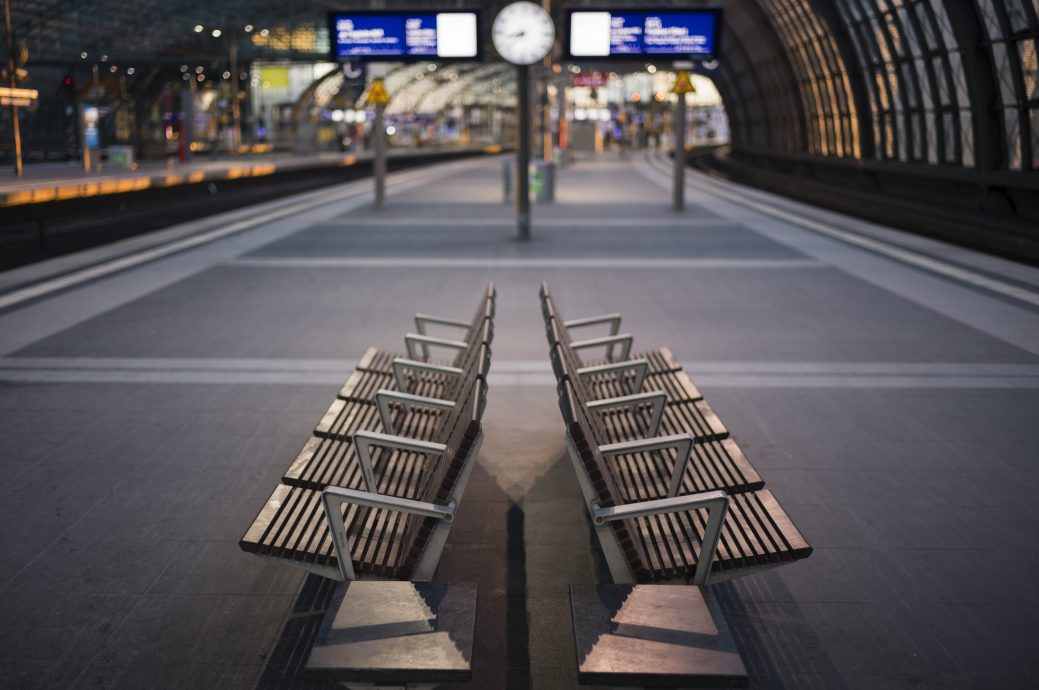  德国火车司机罢工3天 铁路交通几乎停摆百万计民众受影响