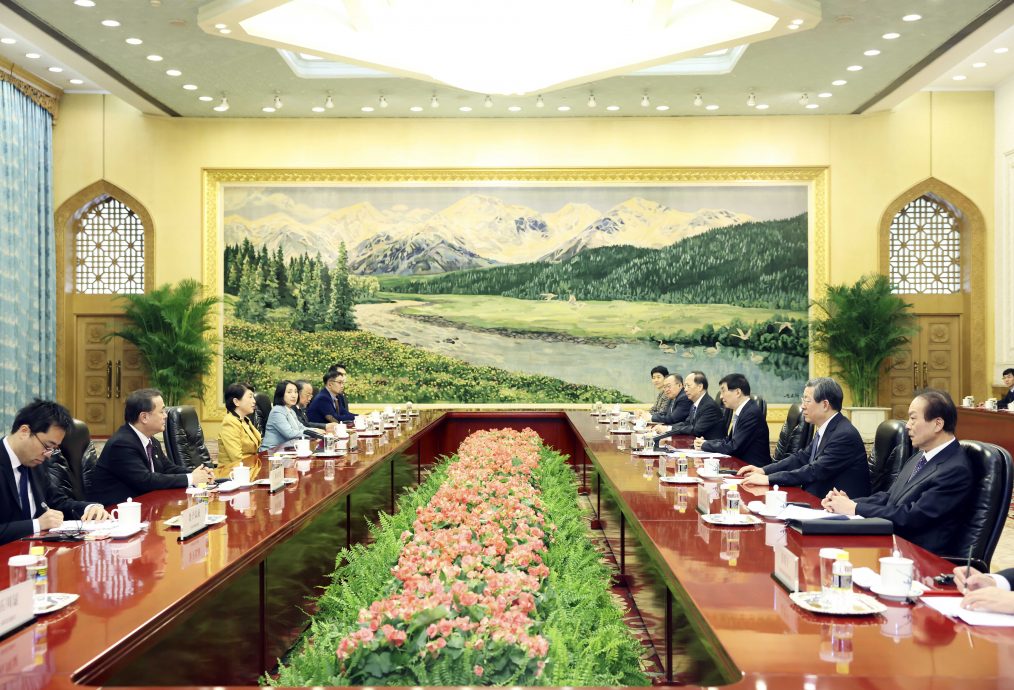 日社民党魁福岛瑞穗访中国 为侵华战争致歉