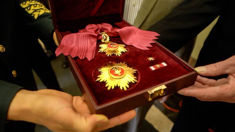 时隔74年 传奇名将麦克阿瑟获韩国补发“太极武功勋章”