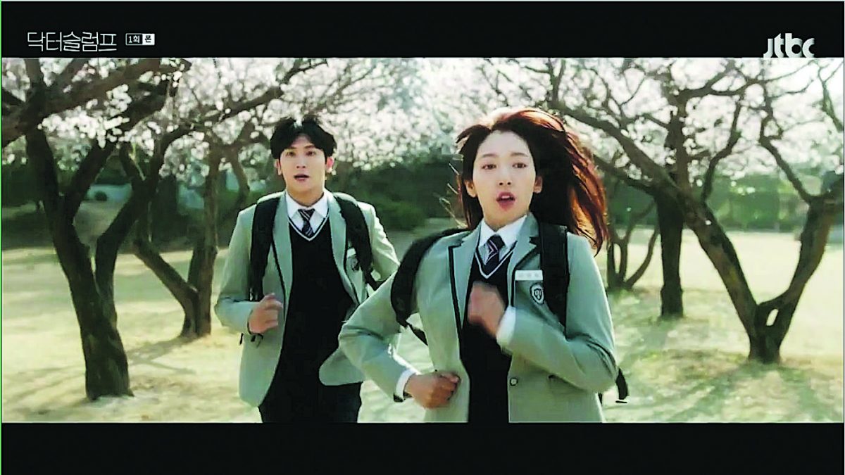 朴信惠产后复出失利 新剧首播收视低开