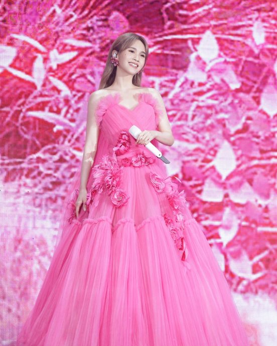 杨丞琳又失言 “暗亏”陈绮贞不够美?