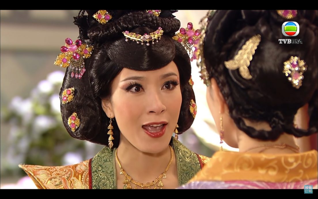 杨茜尧气势震慑路人　网：感觉下秒盖店员巴掌