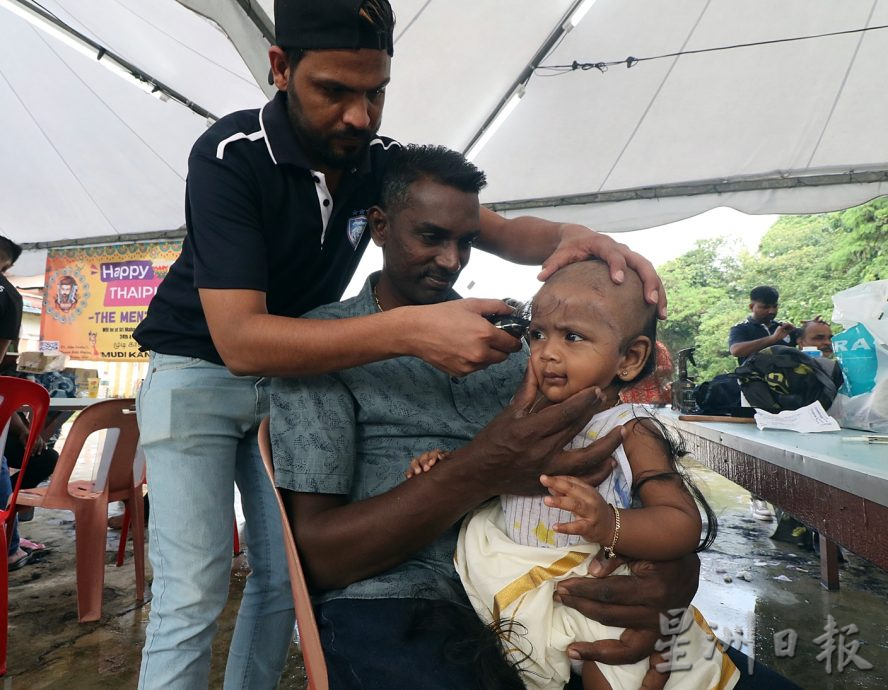 柔： 大宝森节祈愿还愿  淡杯兴都庙人山人海