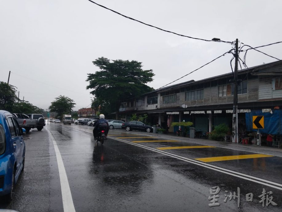 柔: 焦点社区:江加埔来新村 毒死狗破门行窃案频传 居民吁警方加强巡逻