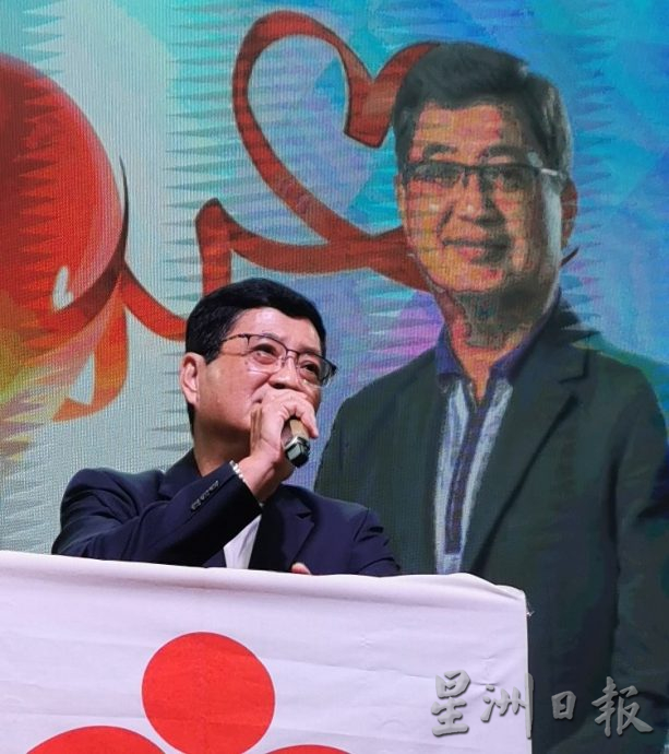 柔: 让人民对肾病有所警觉 乐心善社洗肾中心推口号