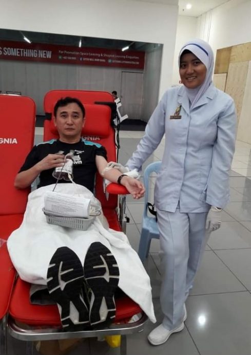 柔:今日面谱:薛春强以捐血和跑步推广助人及健康意识(1月4日见报)