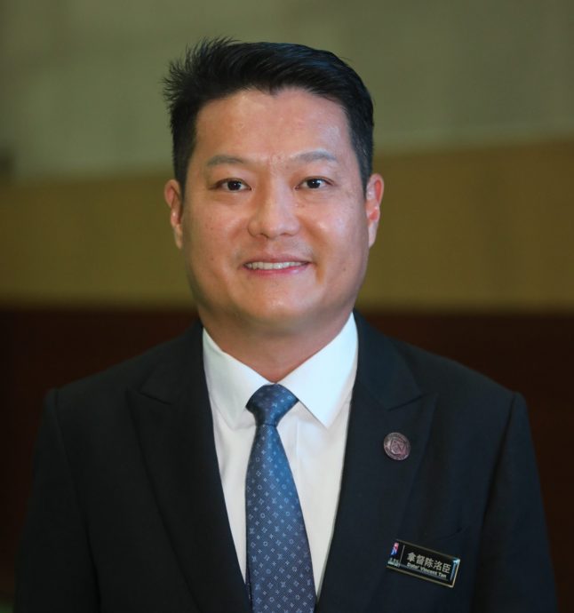 南方大学学院第12届董事会诞生，陈洺臣蝉联董事长