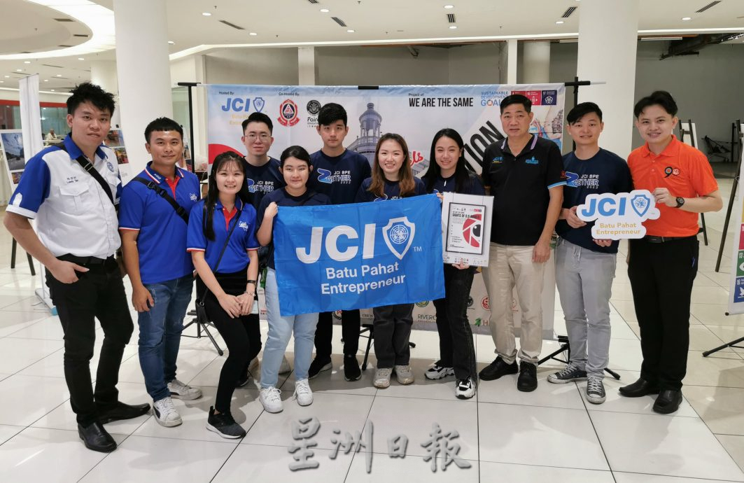 柔:封面:善心美事: 慢飞天使参与摄影活动,走入社区打破刻板印象