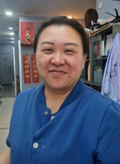 柔:年关近窃案增 麻坡一餐馆遭爆窃