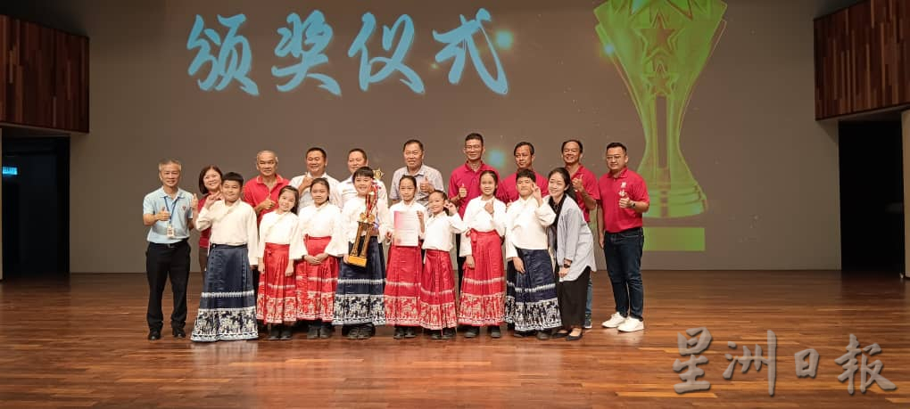 柔:新闻:《乐响皇城》柔小学华乐赛 153学生展现华乐造诣