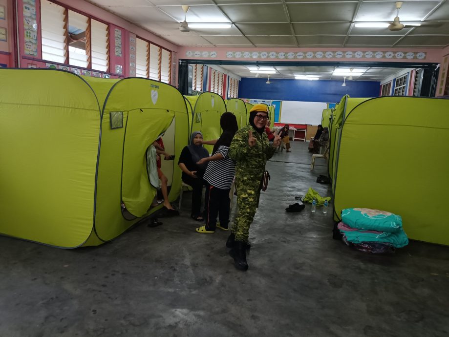 柔:新闻:拉央拉央遭受水灾侵袭 受灾人数增至60人