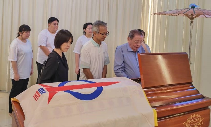 柔:林慧英:我们当他是家人,对傅勇駺逝世感痛心