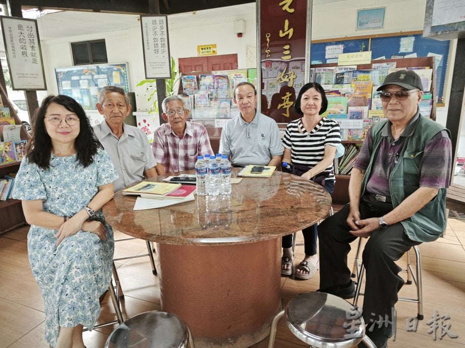 柔:这些人那些事(见报日22/1) :新山甘拔士新村