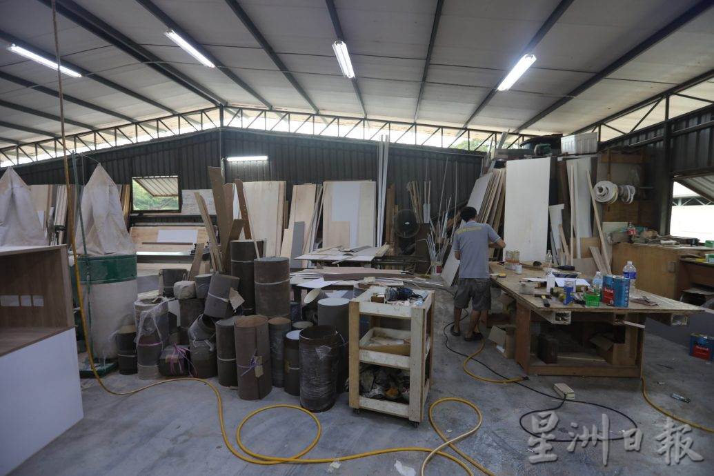 柔:这些人那些事(见报日22/1) :新山甘拔士新村