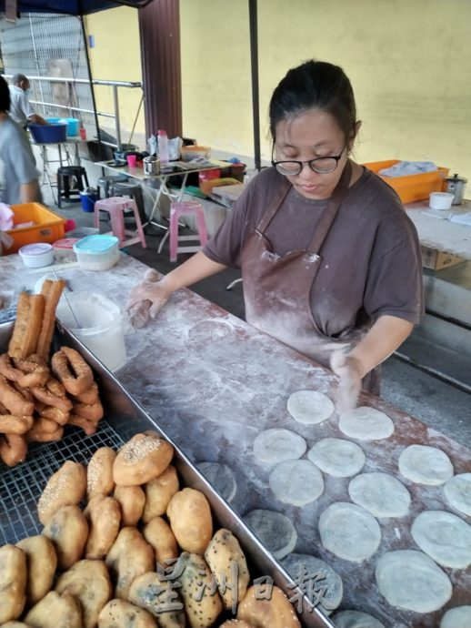 柔:食客指路:三合港油条(9/1见报)