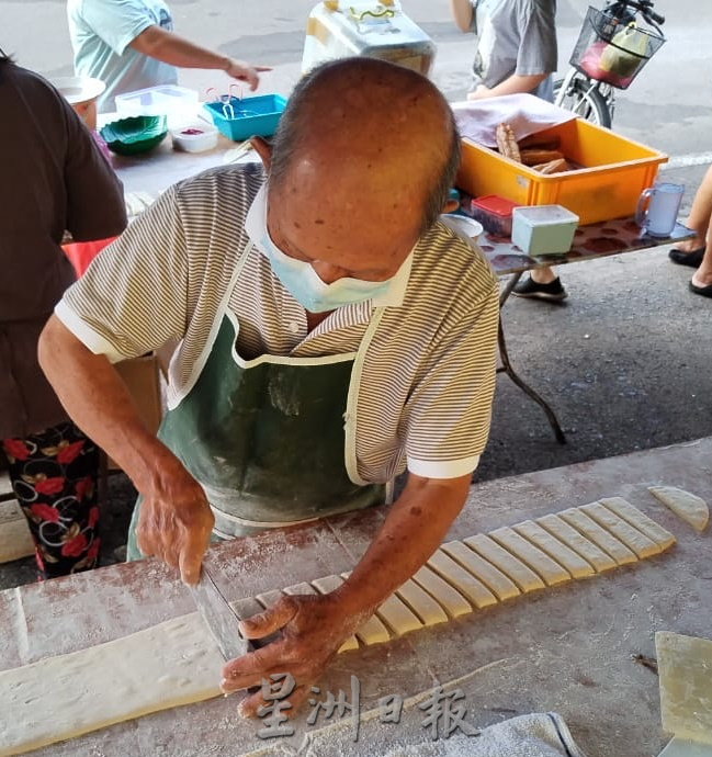 柔:食客指路:三合港油条(9/1见报)