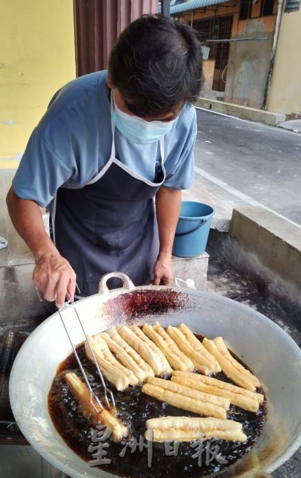 柔:食客指路:三合港油条(9/1见报)