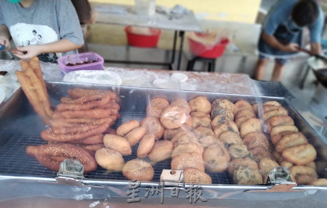 柔:食客指路:三合港油条(9/1见报)