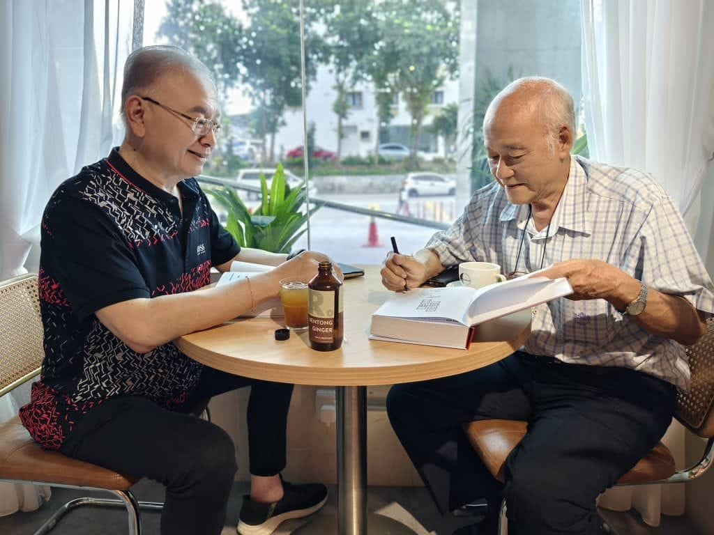 柔:魏家祥称赞老朋友──资深报人舒庆祥,是新山华社的“活字典”