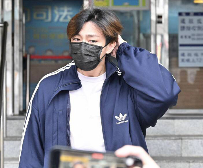 炎亚纶申请撤销出境限制遭驳回 法院：有逃亡之虞