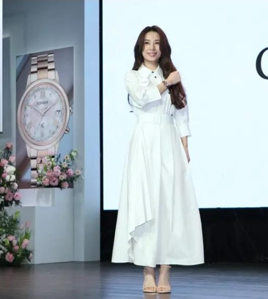 爆遭Ella老公背后捅刀 田馥甄：当八卦看完