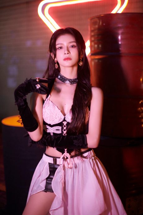 王大陆与新欢滑冰秀恩爱 蔡卓宜被追问旧爱杠上酸民