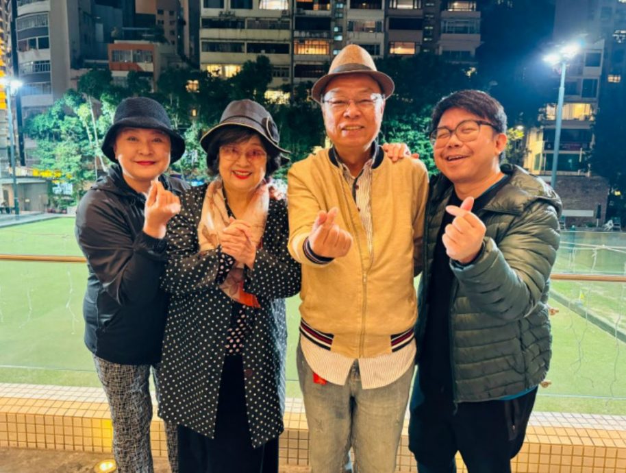 相约黄淑仪李力持补庆75岁生日 徐小凤重现经典黑白波点Look