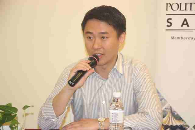 立法规定政府执政满5年 砂总理：限制自由 孙伟瑄：违民主