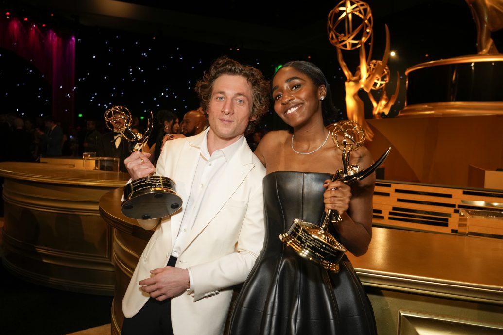 第75届艾美奖|黄艾莉首位亚裔视后 艾顿庄EGOT大满贯