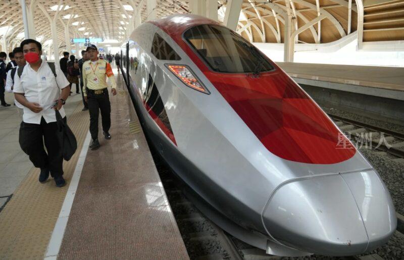 五、东南亚第一雅万高铁开通(47474226)-20240112113615