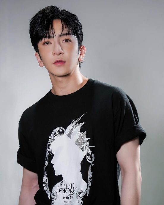 网投视帝力压陈豪 马国明浓妆登封被嘲像“公公”