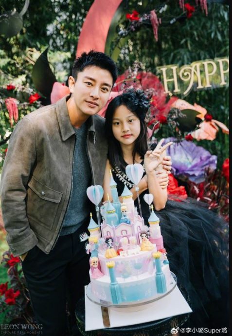 网留言扯妈妈出轨对象 李小璐女儿回呛恶评