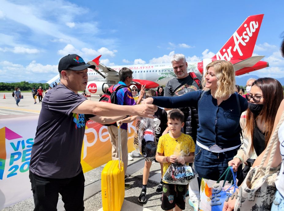 罗思义：怡保往浮罗交怡是否重飞  取决于亚航