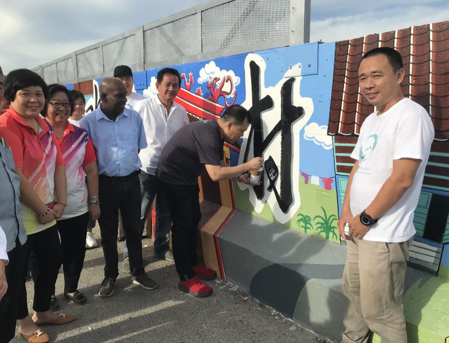 罗思义：按目前游客良好趋势 霹旅游年可破835万人次目标  ​