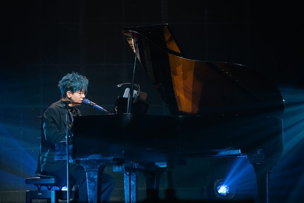 胡夏几乎跳脱裤子 林子祥萌喊小宝贝 