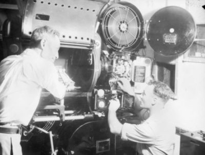 蔡羽/拉者的丝米亚戏院