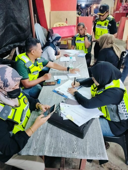 被指卖贵海鲜引关注 邦咯一餐馆遭内贸局取缔