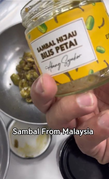 视频 | 大马人教用手抓饭吃臭豆 韩国人赞好吃:我要加饭!