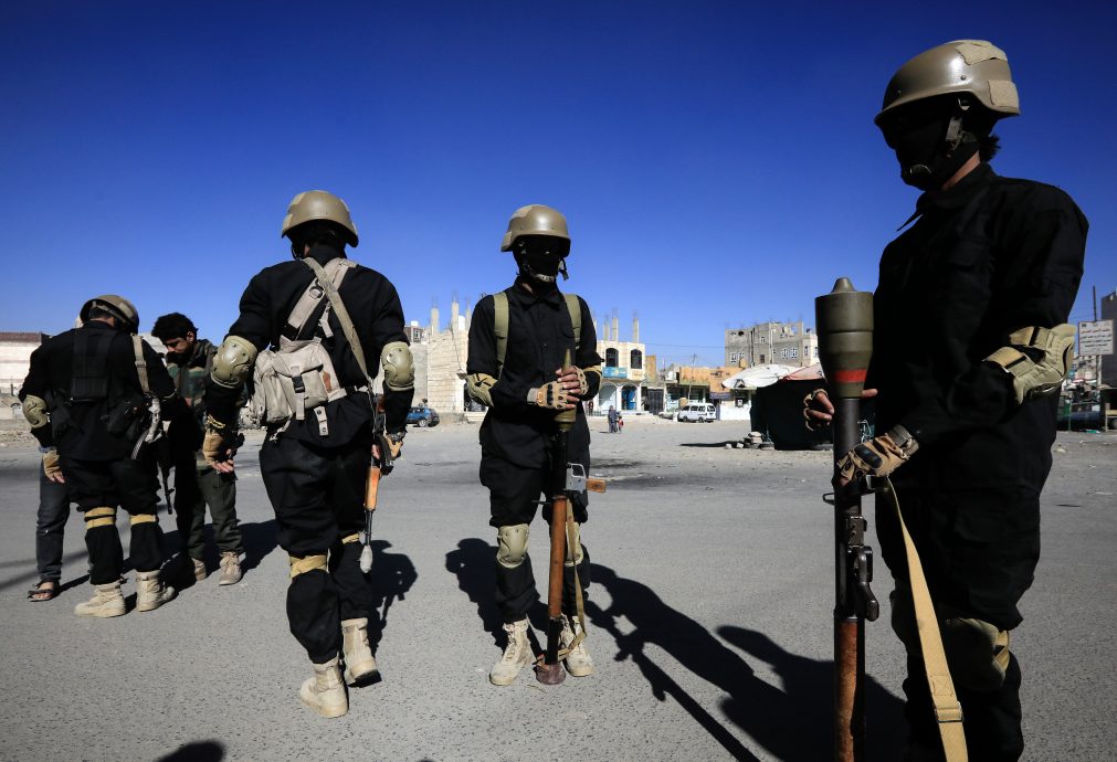 警告商船避开红海后 美国再袭胡塞武装另一控制地点